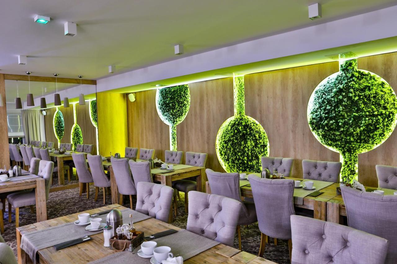Max Health Resort Spa Устроне-Морске Экстерьер фото