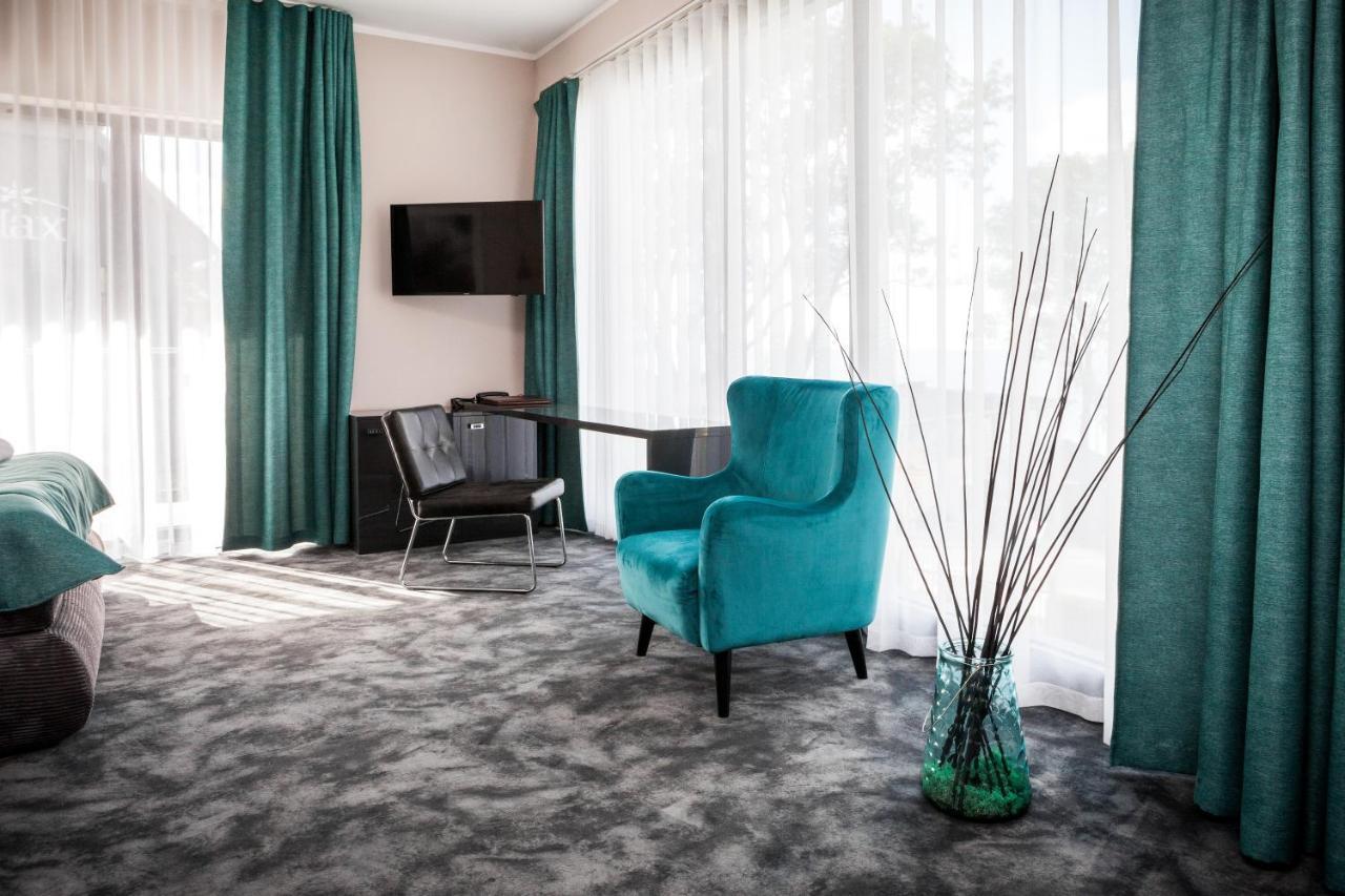 Max Health Resort Spa Устроне-Морске Экстерьер фото