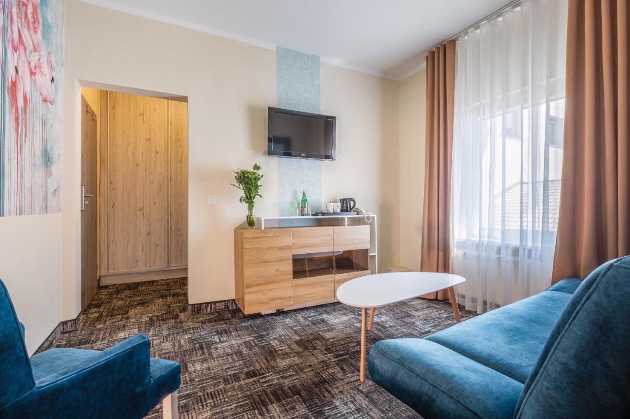 Max Health Resort Spa Устроне-Морске Экстерьер фото
