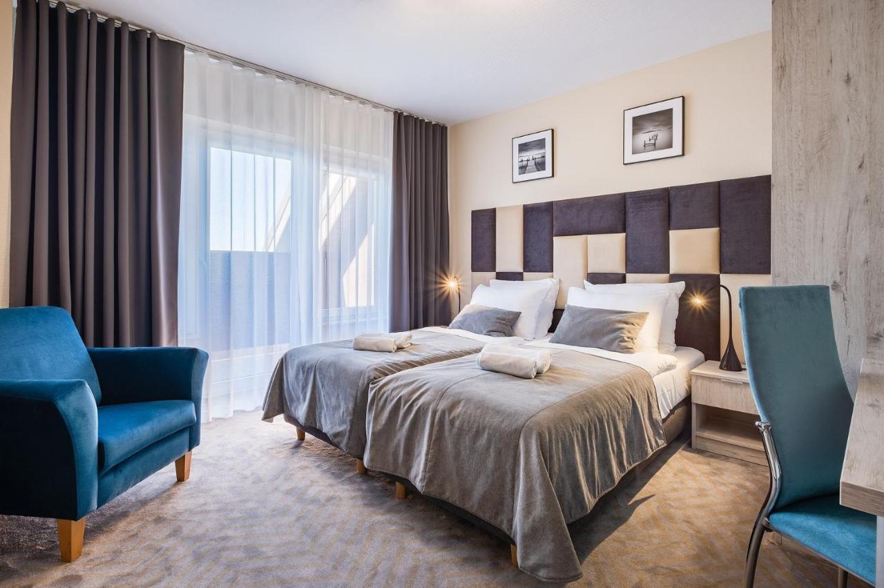 Max Health Resort Spa Устроне-Морске Экстерьер фото